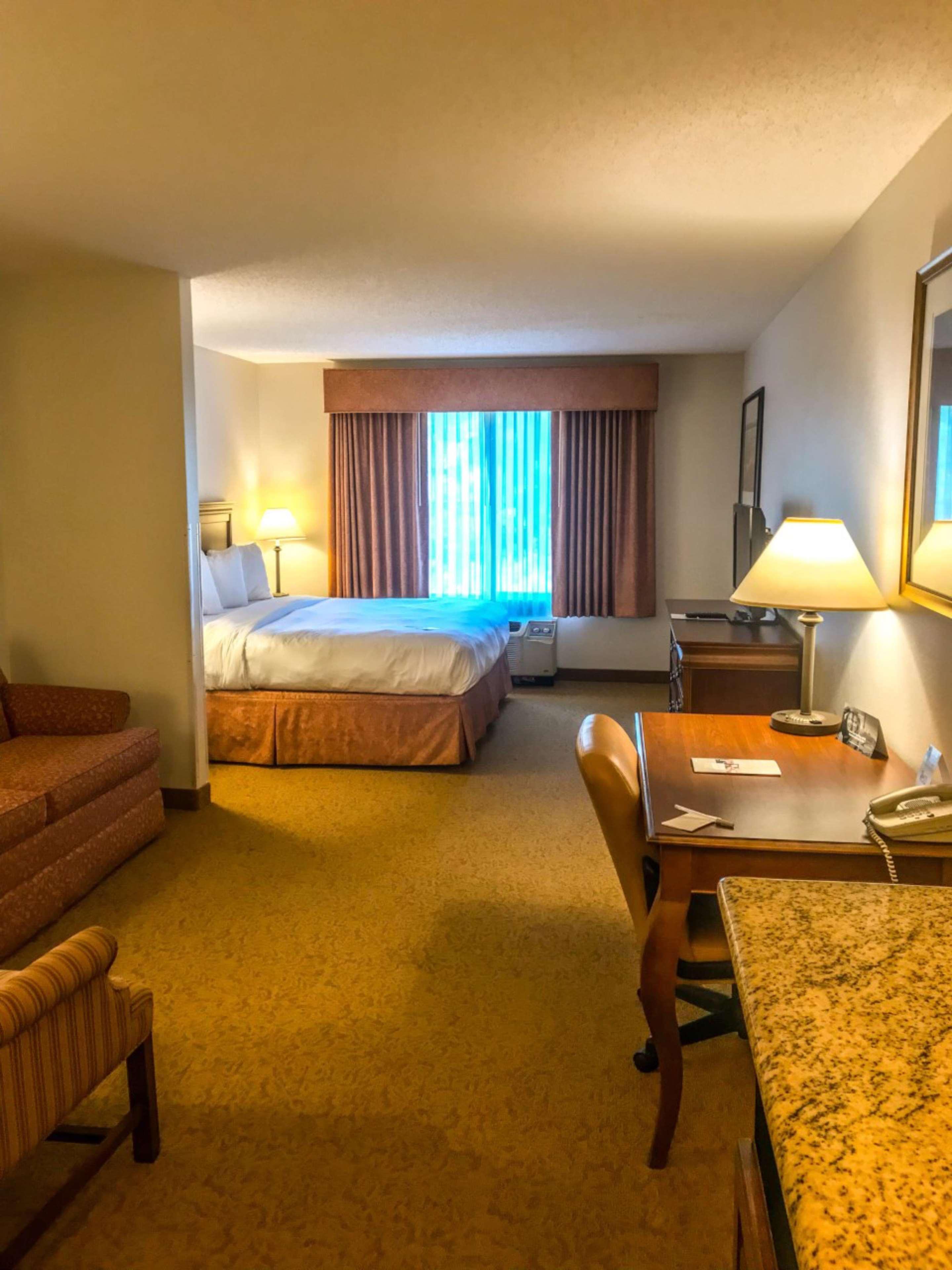 Country Inn & Suites By Radisson, Lake George Queensbury , Ny ภายนอก รูปภาพ