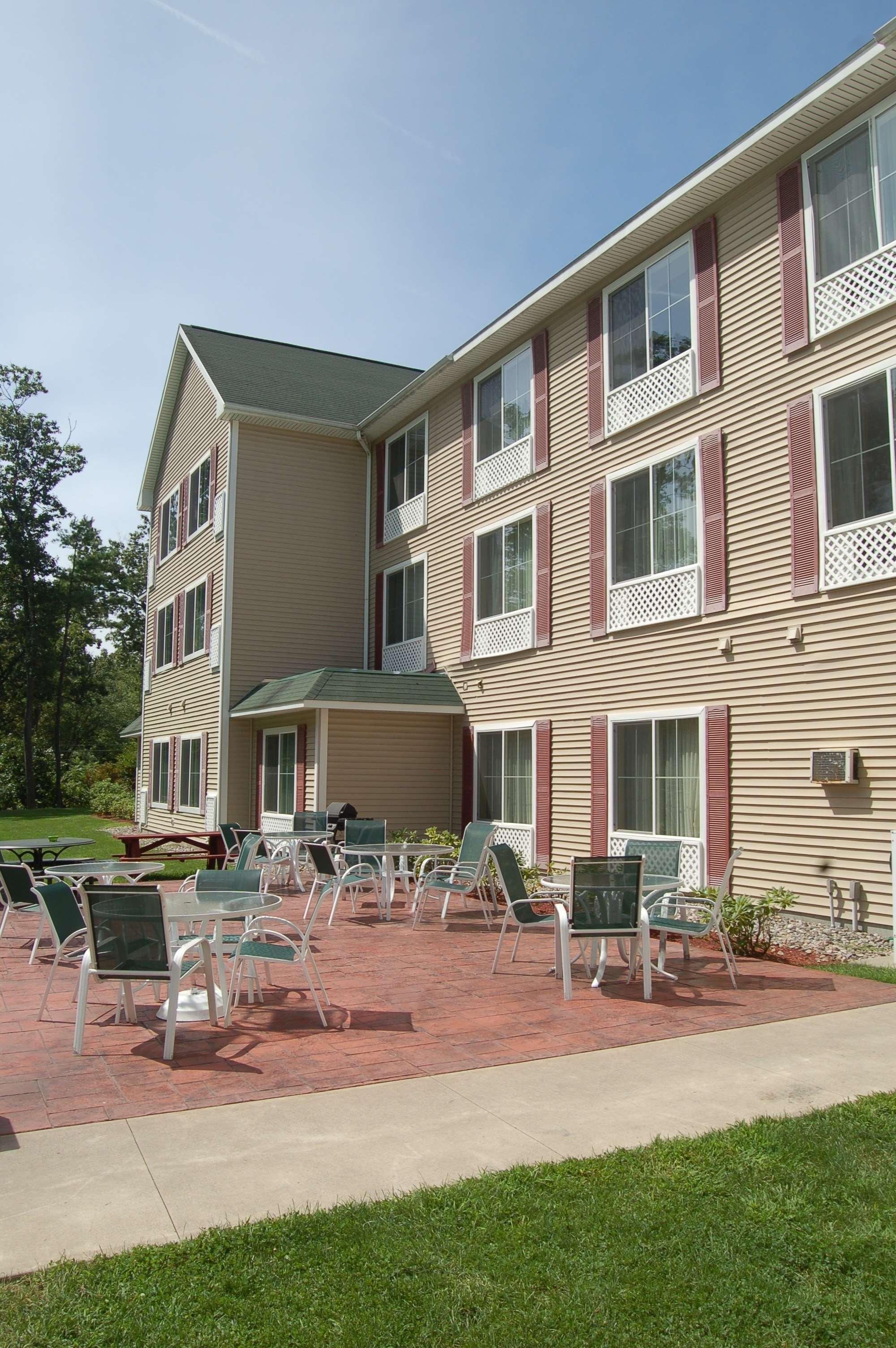 Country Inn & Suites By Radisson, Lake George Queensbury , Ny ภายนอก รูปภาพ